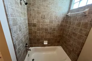 2710 Hullsmith Dr, Houston, TX 77063 - Photo 7