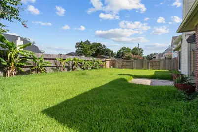 127 Saint Finans Way, Houston, TX 77015 - Photo 5