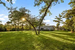 409 Sikes Rd, Bellville, TX 77418 - Photo 9