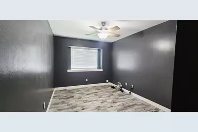 213 Mango Street, Lake Jackson, TX 77566 - Photo 15