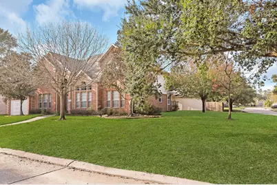 12006 Audrey Court, Pinehurst, TX 77362 - Photo 3