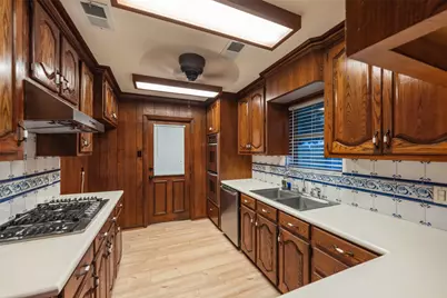 2907 Dewberry Lane, Pasadena, TX 77502 - Photo 5