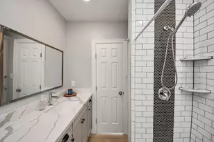 1561 Scharpe St, Houston, TX 77023 - Photo 17