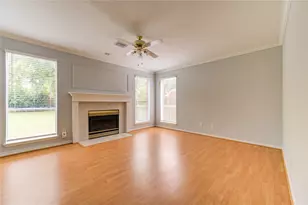 15314 Amesbury Ln, Sugar Land, TX 77478 - Photo 29