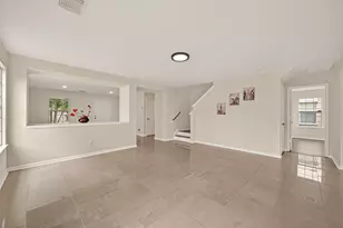 13011 Hill Canyon Ln, Houston, TX 77072 - Photo 9