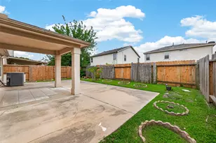 13011 Hill Canyon Ln, Houston, TX 77072 - Photo 43