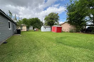 1419 Silverdale St, Houston, TX 77029 - Photo 7