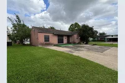 1419 Silverdale Street, Houston, TX 77029 - Photo 1