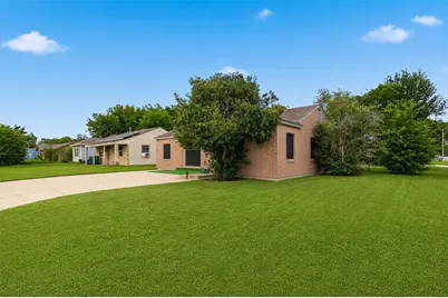 1419 Silverdale Street, Houston, TX 77029 - Photo 3