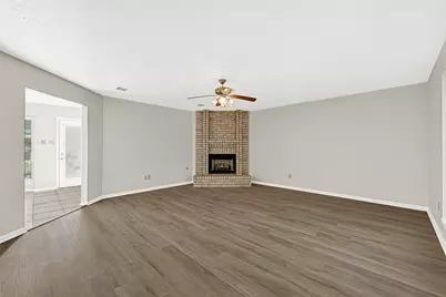 10210 Crooks Way Court, Houston, TX 77065 - Photo 13