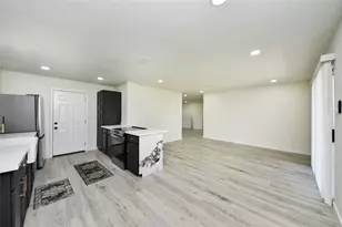 5442 Airport Blvd, Houston, TX 77048 - Photo 9