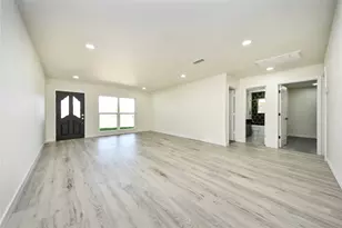 5442 Airport Blvd, Houston, TX 77048 - Photo 5