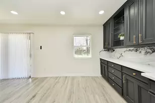 5442 Airport Blvd, Houston, TX 77048 - Photo 11