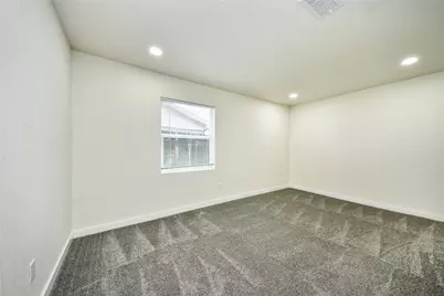 5442 Airport Boulevard, Houston, TX 77048 - Photo 19