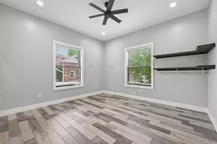 323 E Palm St, Fresno, TX 77545 - Photo 17