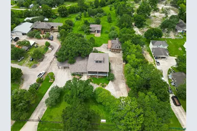323 E Palm Street, Fresno, TX 77545 - Photo 41