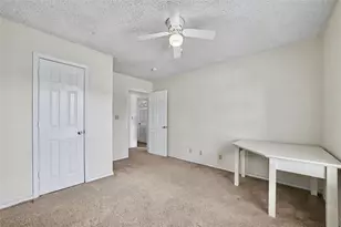 201 Red Oak Cir, Brazoria, TX 77422 - Photo 13