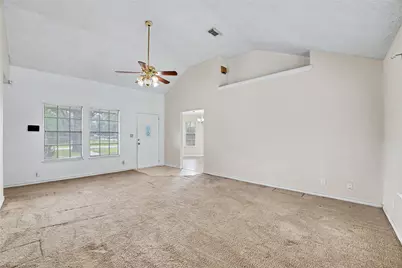 201 Red Oak Circle, Brazoria, TX 77422 - Photo 9