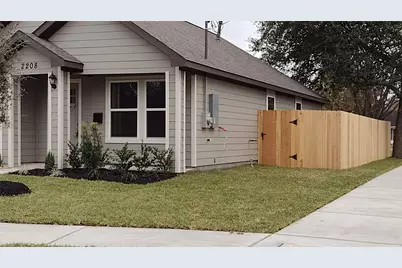 2208 Sam Wilson Street, Houston, TX 77020 - Photo 1