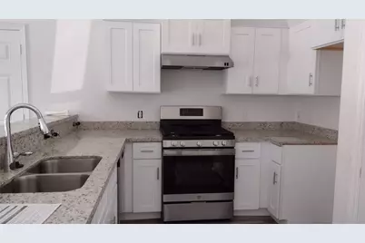 2208 Sam Wilson Street, Houston, TX 77020 - Photo 3