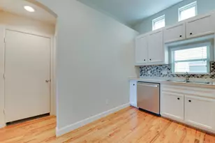 5941 S Loop E, Houston, TX 77033 - Photo 17