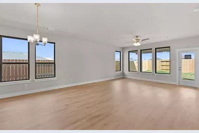 4525 Blue Mountain Laurel Street, Pinehurst, TX 77362 - Photo 9