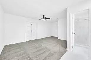 7114 Fox Run Dr, Angleton, TX 77515 - Photo 21