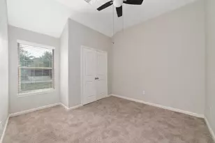 19610 Kingston Green Ln, Houston, TX 77073 - Photo 19