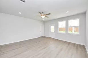 11668 Donside Ct, Conroe, TX 77306 - Photo 15