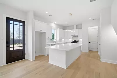 328 Janisch #C, Houston, TX 77018 - Photo 5