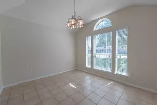 131 Sunset Falls Dr, La Marque, TX 77568 - Photo 5