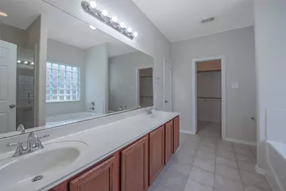 131 Sunset Falls Drive, La Marque, TX 77568 - Photo 21