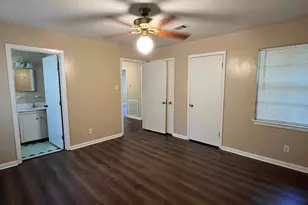 2704 Cedar Dr, Huntsville, TX 77320 - Photo 5