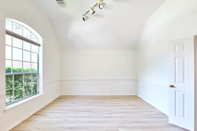 4006 Perry Knoll Court, Sugar Land, TX 77479 - Photo 3
