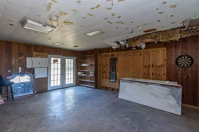 1230 W 4th Street, Freeport, TX 77541 - Photo 37