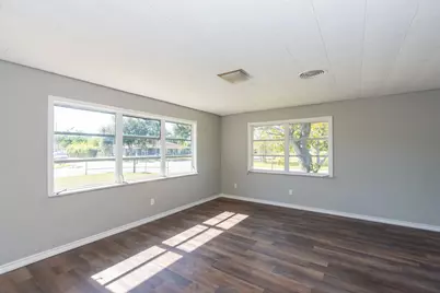 1230 W 4th Street, Freeport, TX 77541 - Photo 15