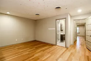 8602 Oakford Dr, Houston, TX 77024 - Photo 37