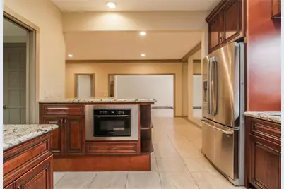 8602 Oakford Drive, Houston, TX 77024 - Photo 11