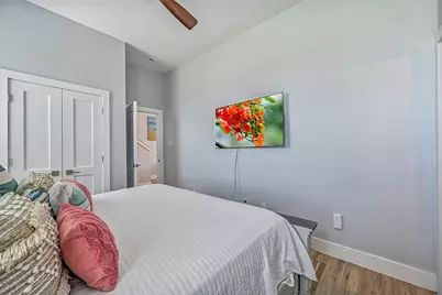 4003 11 Mile Road, Galveston, TX 77554 - Photo 15