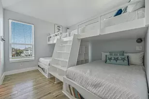 4003 11 Mile Rd, Galveston, TX 77554 - Photo 25