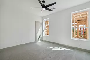 2943 Delafield St, Houston, TX 77023 - Photo 33