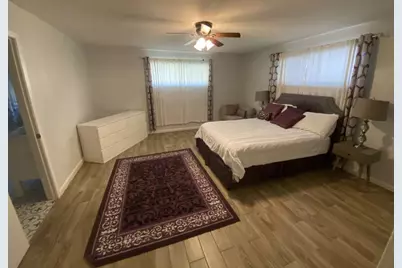 5566 Beechnut Street, Houston, TX 77096 - Photo 7
