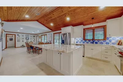 901 Casey Street, Beaumont, TX 77713 - Photo 9