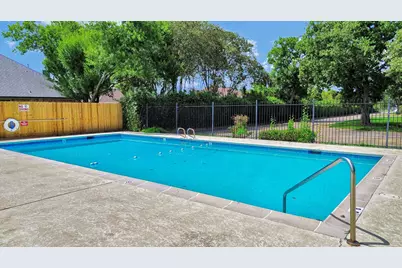 55 Chervil Common, Lake Jackson, TX 77566 - Photo 5