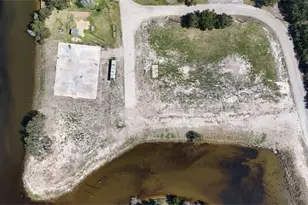 607 Glen Cove-Cr 730, Liverpool, TX 77577 - Photo 15