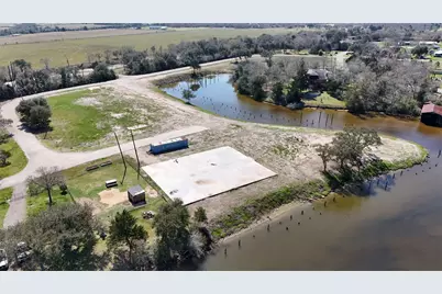 607 Glen Cove-Cr 730, Liverpool, TX 77577 - Photo 23