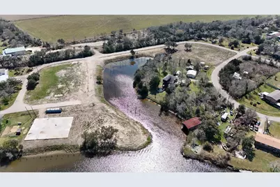 607 Glen Cove-Cr 730, Liverpool, TX 77577 - Photo 5