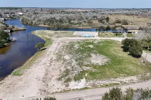 607 Glen Cove-Cr 730, Liverpool, TX 77577 - Photo 21