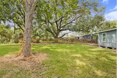 2803 S Houston Drive, La Marque, TX 77568 - Photo 41