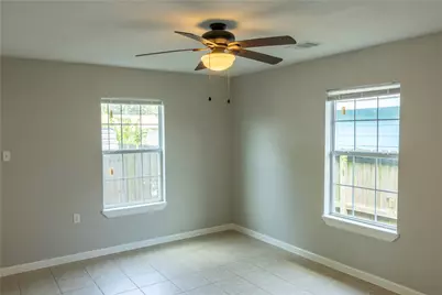 537 Cottontail Drive #B, Crosby, TX 77532 - Photo 13